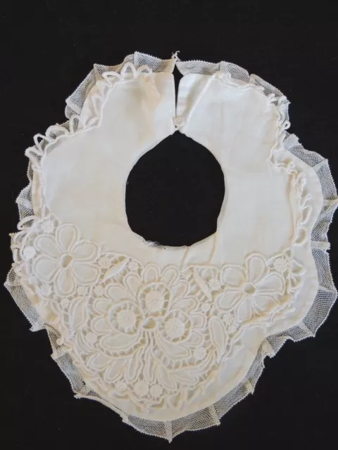 Très beau col en dentelle pour enfant / bébé / poupée, richelieu broderie ancien