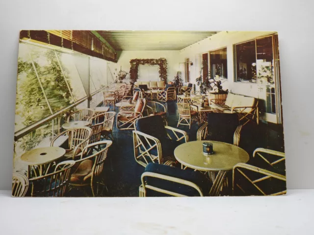 Terrace Cocktail Lounge Oakland-Berkley California Chrome Postcard C30