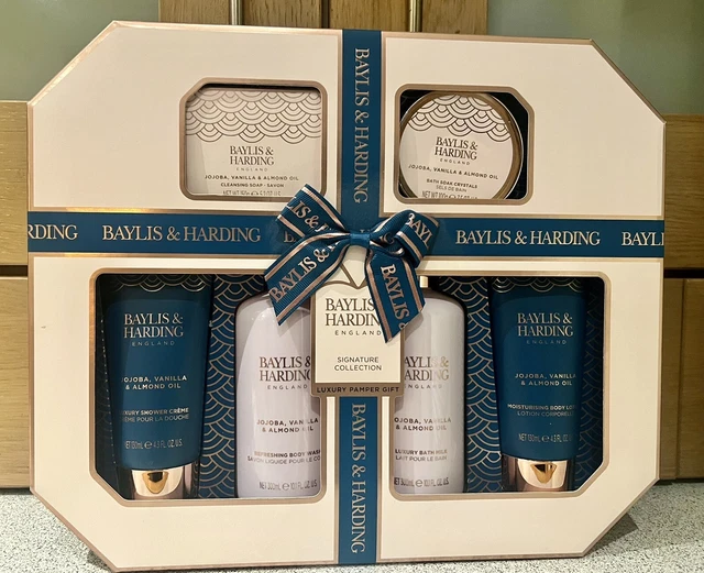 Baylis & Harding Ladies Jojoba, Vanilla, Almond Oil Luxury 6-Piece Gift Set. New
