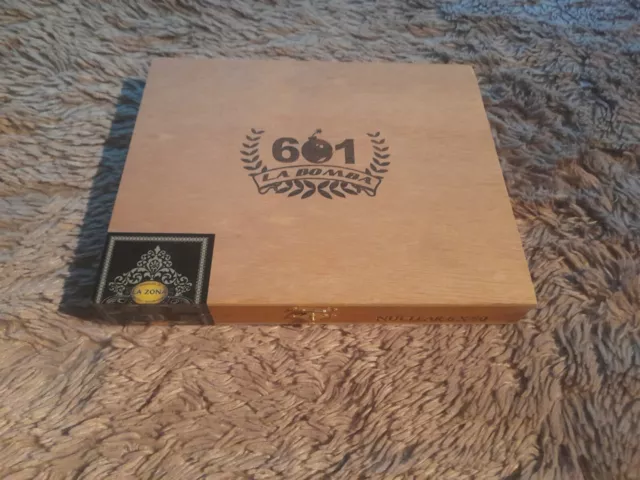 601 La Bomba Nuclear 6 X 50 Clasp Wood Cigar Box Free Ship