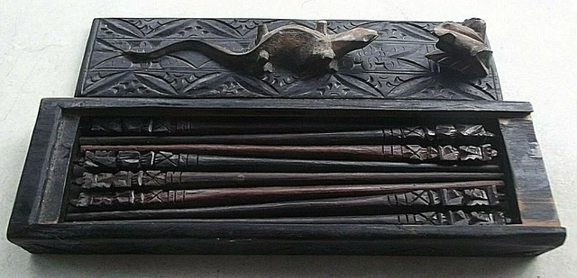 coffret ebene corozo Set de 8 baguettes de table bois sculpté