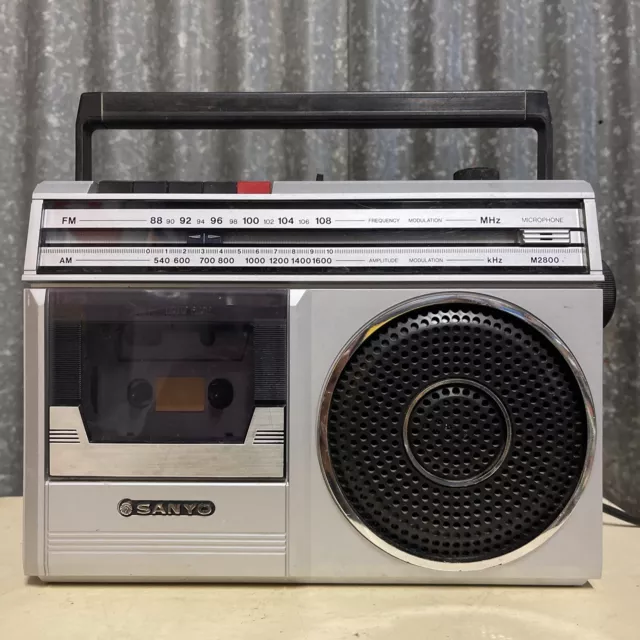 SANYO M2800 TAPE Cassette Player Recorder AM/FM Radio Boombox Retro ...