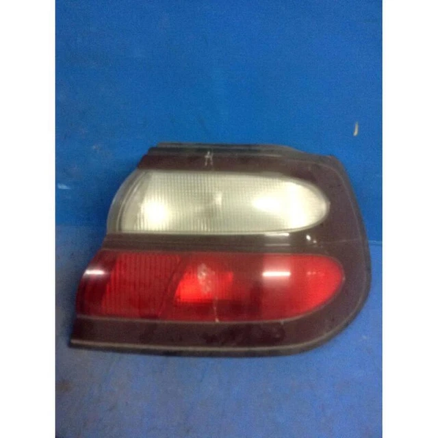 Feu Arrière Côté Passager Pour Mazda B2500/B3000/B4000 (1994-2000) - Remplacement Direct Evan-Fischer