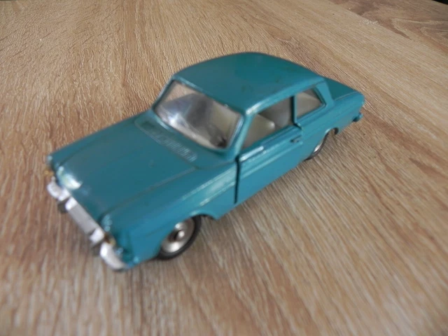 DINKY TOYS France (original) - Ford Taunus 12M - Réf. 538 - Bleu turquoise