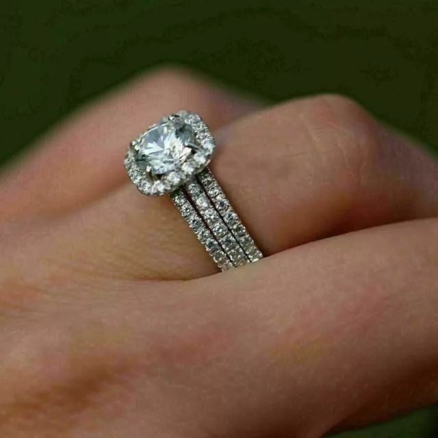 Bague de fiançailles en diamant de luxe créé en laboratoire de 2 ct, taille...