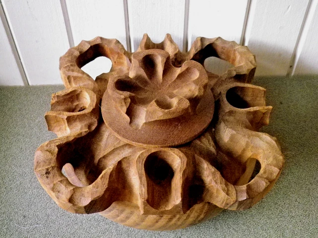 GROLLE VALDOTAINE À 6 becs Coupe de l'amitié sculptée edelweiss EUR 45