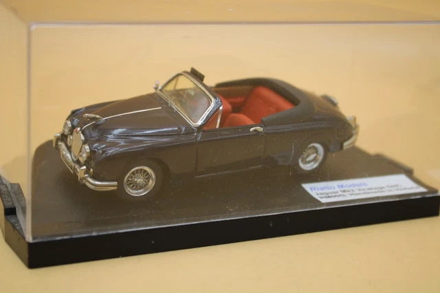 Modèle Réduit Jaguar MK2 Vicarage Cabriolet 1990 - 1/43 Métal & Résine Noire
