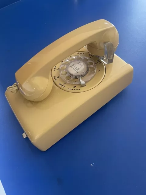 Vintage 70s ITT Kellogg Rotary Dial Wall Phone And Handset Tan Beige 2