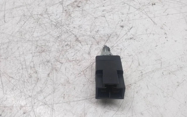 Subaru Outback 2013 brake pedal sensor switch JUR187243