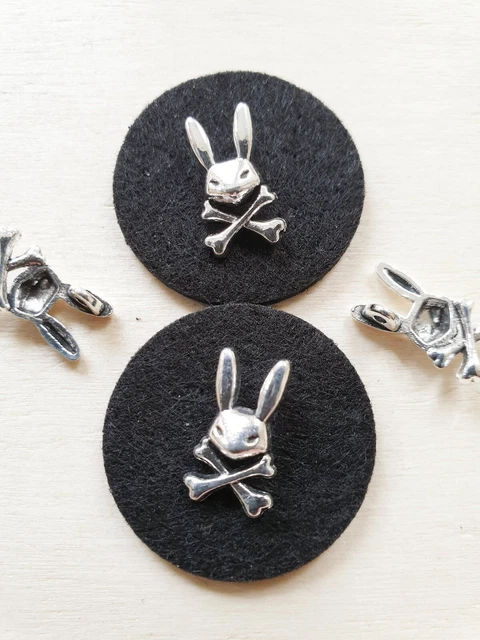3 x Piraten Hasen Anhänger :) Ostern Schmuckzubehör Basteln Deko Charms Silber