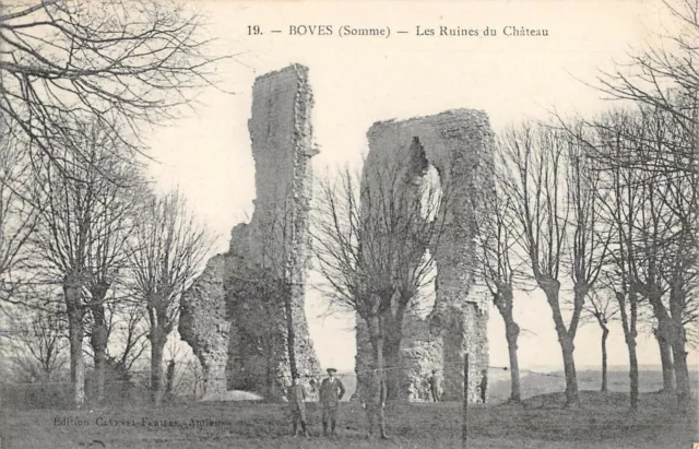 CPA 80 BOVES LES RUINES DU CHATEAU (cliché horizontal rare