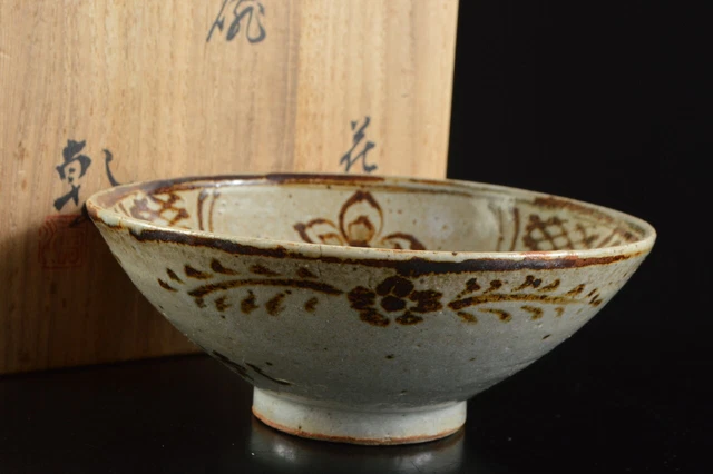M3020:XF Japan Kiyomizu-ware glay glaze Flower TEA BOWL Kenzan made w/signed box