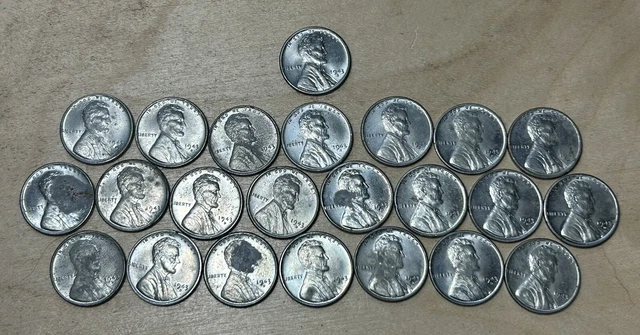 Uncirculated/AU 1943 Steel Lincoln Cents, Lot Of 23 US Coins