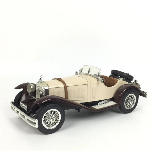 ModelCarGroup 1:18 Mercedes-Benz Classe S (W126) bleu métallique