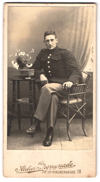Fotografie Atelier Promenade, Kopenhagen, Frederiksberggade 19, Portrait Soldat
