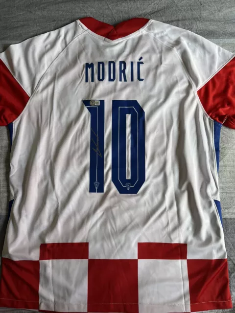 🔥 Luka Modric Signed Jersey with COA🔥