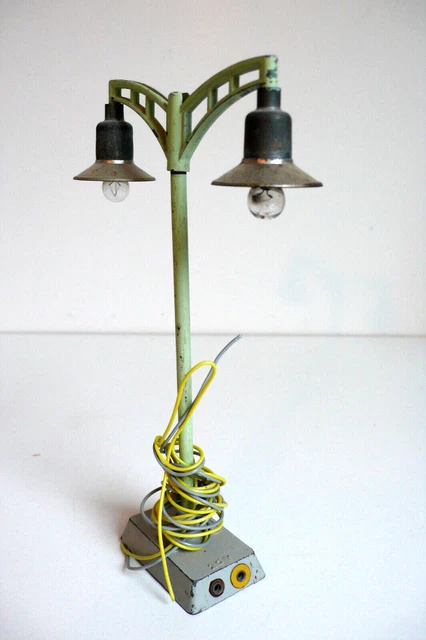 JEP Ancien train 0 - Lampadaire avec ampoule neuve