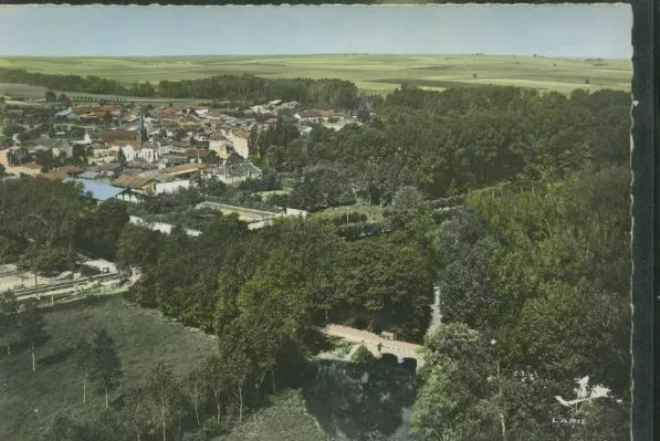SONGY            ( la carte n est pas jaunie )