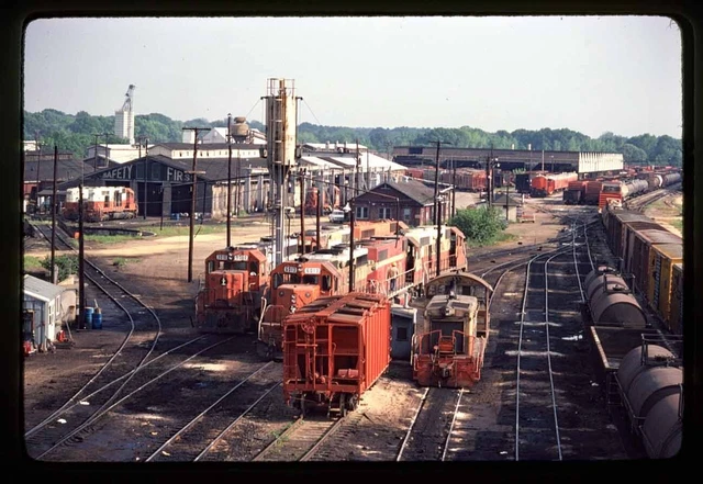 Illinois Central Gulf ICG IC McComb Timeless Scene - Original Kodachrome Slide