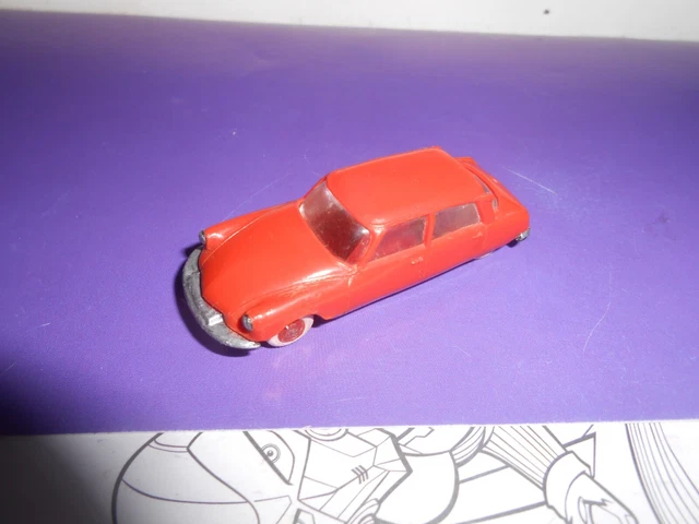 Micro Norev Citroen DS19 noires | HO 1/86 L'une avec le plom