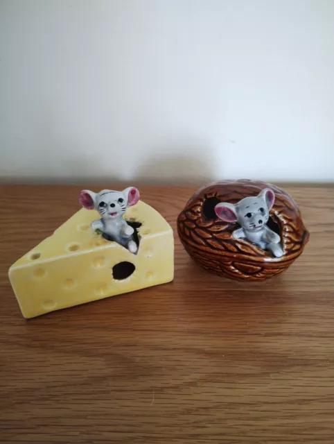 Vintage Kitsch Retro Cute Little Mouse In A Walnut & Slice Of  Cheese 1960s