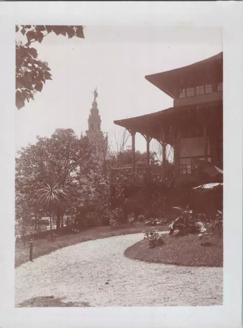 France, Paris, Vue d&#039;un kiosque, Vintage print, circa 1890 Tirage vintage