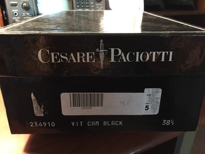 Decollete' donna camoscio marca Cesare Paciotti misura 38,5 