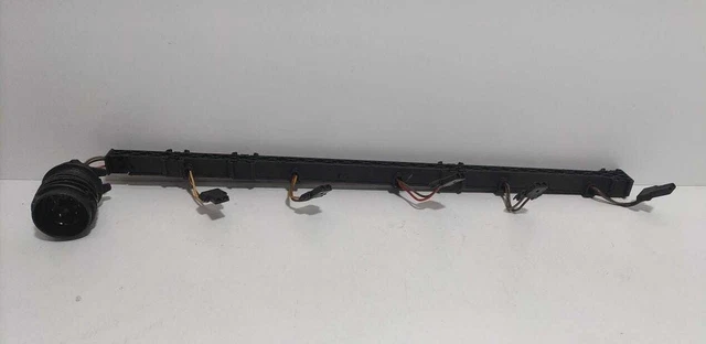 070971033 Injecteur / 174323 Pour Volkswagen T5 Bus 2.5 Tdi