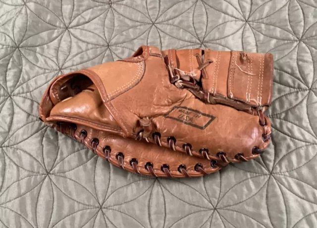 Vintage First Base Baseball Mitt Glove Right Handed JC HIGGINS SEARS ROEBUCK