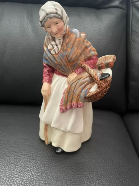 Royal Doulton Character Figure 'Grandma' HN2052