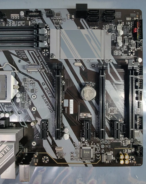 GIGABYTE Z390 D PC motherboard LGA1151 ATX for 8th & 9th Gen Intel 1151