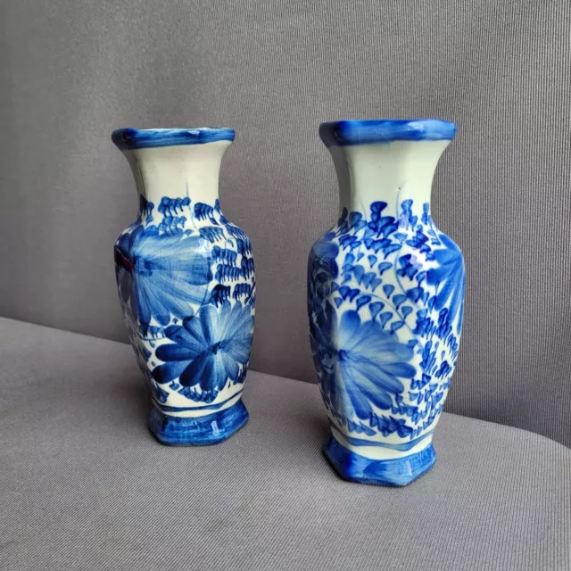 Pair of Blue and White Vintage Floral Vases Oriental Style Design 6"