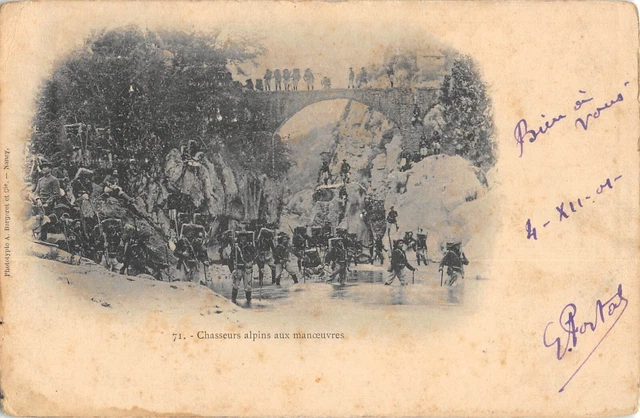 Cpa Guerre Chasseurs Alpins Aux Manoeuvres