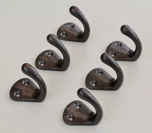 6 x ANTIQUE/VINTAGE CLASSIC CAST IRON SINGLE COAT HOOKS