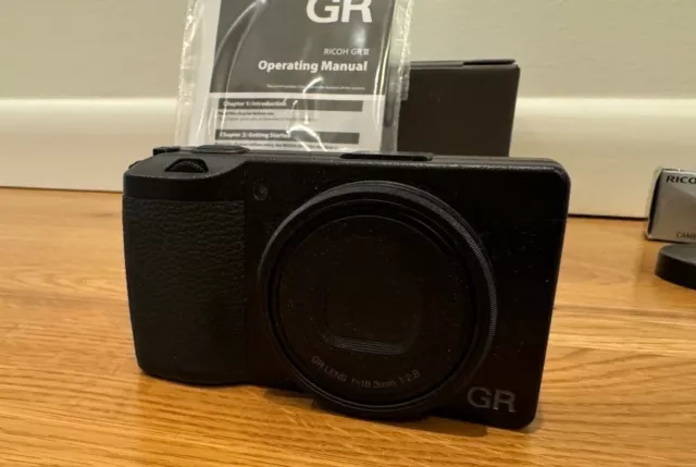 Ricoh GR III 1080p 24.2MP f/2.8 Compact Digital Camera - Black PERFECT CONDITION