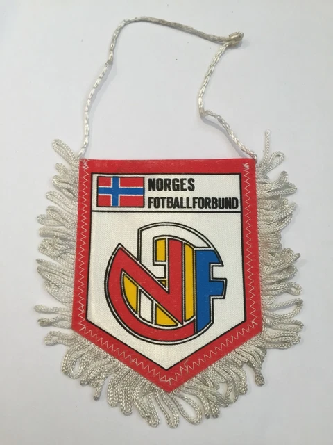 Fanion Valencia CF (Espagne) - Dimensions 9x11 Cm - Banderin Supporter