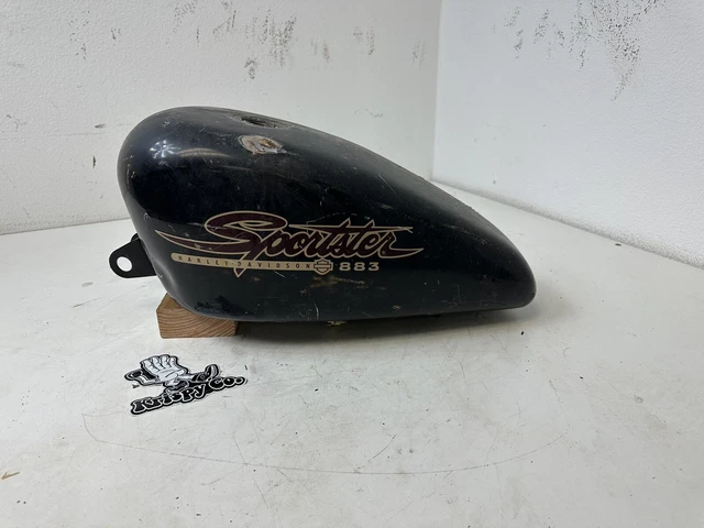 harley 883 fuel tank