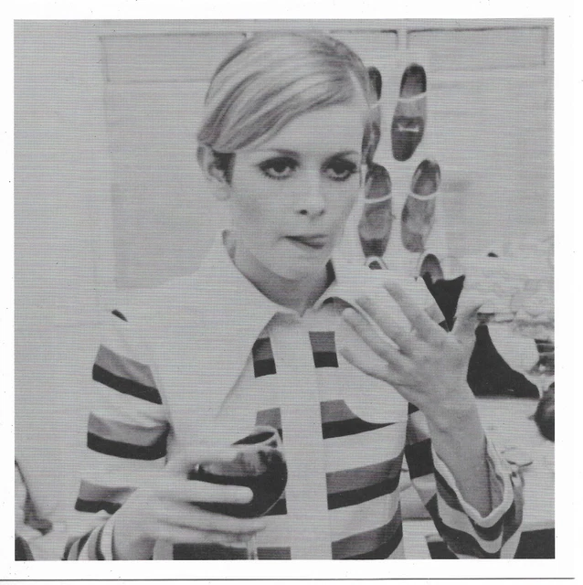 Twiggy greeting cards all occasions 1960s philip townsend photo 3 99