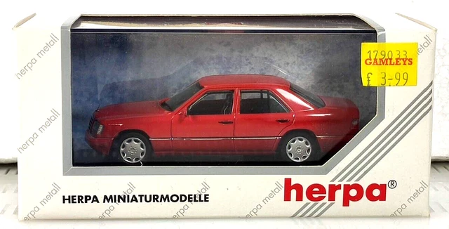 Miniature Herpa 1/43 - Mercedes E320 T Classe E Break Noire (Occasion, Comme Neuve)