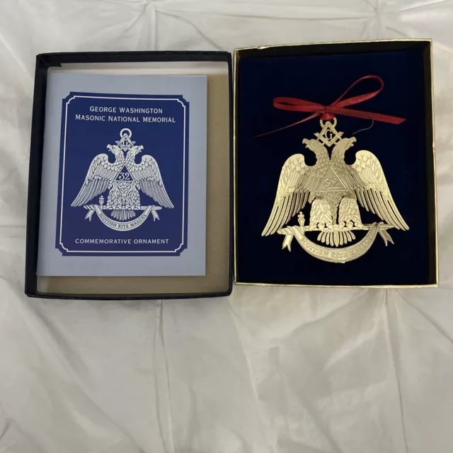 1995 George Washington Masonic Nat'l Memorial Double Head Eagle Ornament w/Box