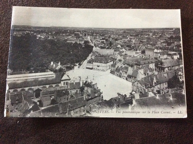Cpa 58 Nevers Panoramic View Of Place Carnot