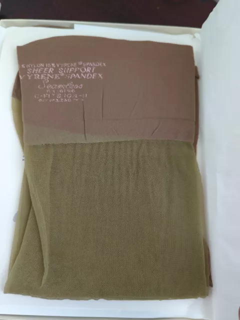 Vintage Seamless Sheer Vyrene Stretch Support Hose Taupe C Fits 10 1/2-11 3