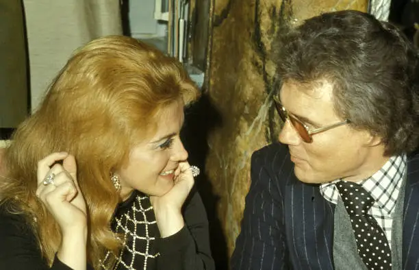 Ann-Margret and Husband Roger Smith at Ann-Margret Press Con - 1971 Old Photo 4