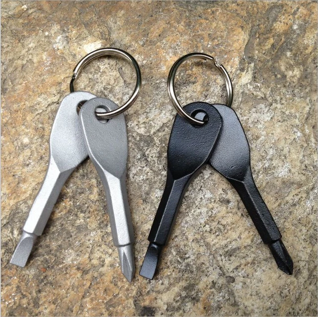 Unisex Screwdriver Flathead Keychain Portable Key Ring Travel Kit Keychains 1Pc