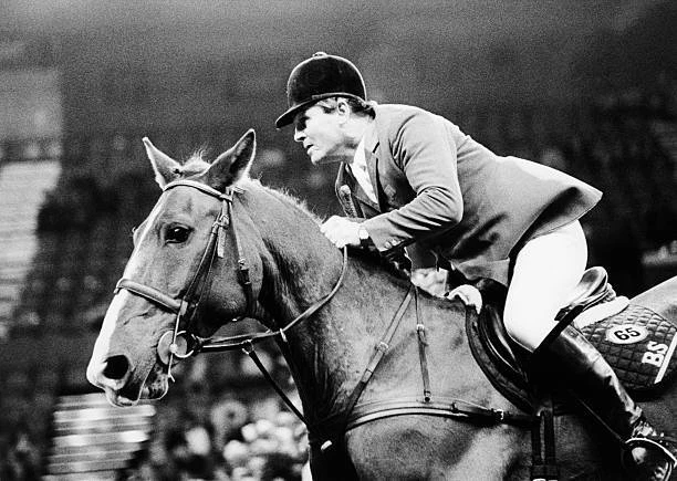 Horse Race Harvey Smith Riding Brook Street Shining Example 1980 Old Photo