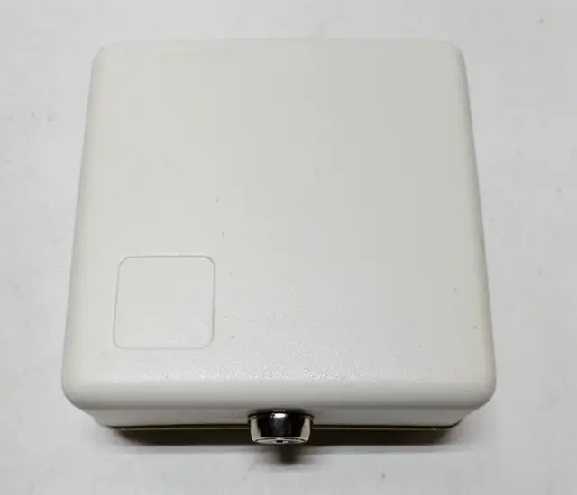 Honeywell TG510D 1005 Locking Thermostat Guard with Keys