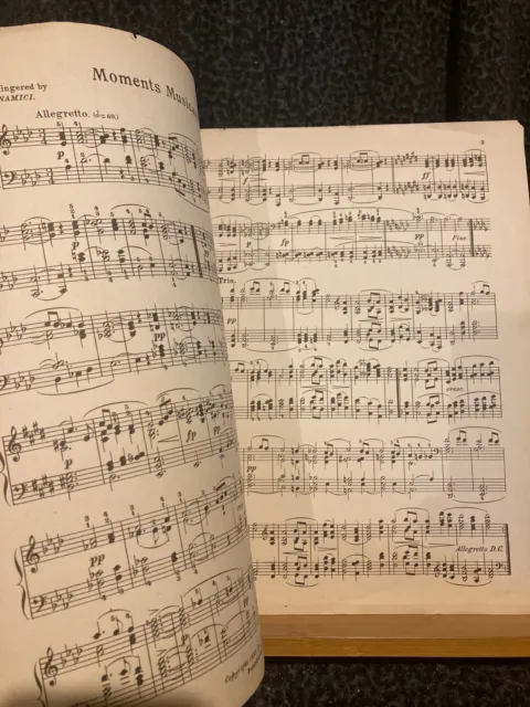 Franz Schubert Moment musical n°6 opus 94 partition piano éditions Schirmer