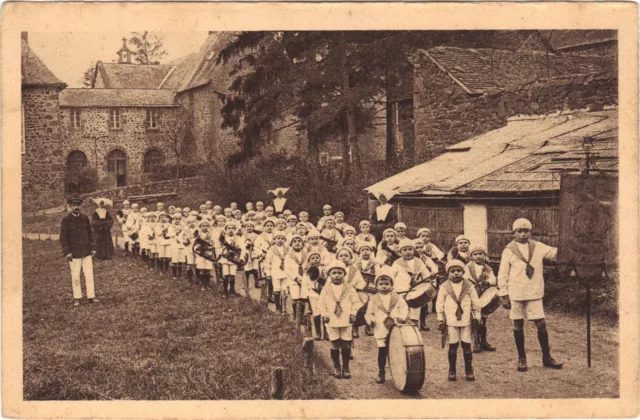 53 - CPA - Parade Of La Fanfare Of Orphans Of St Georges OF THE ISLE