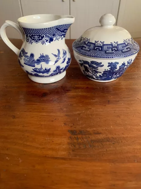 Vintage English Churchill Blue & white willow pattern milk jug and sugar bowl