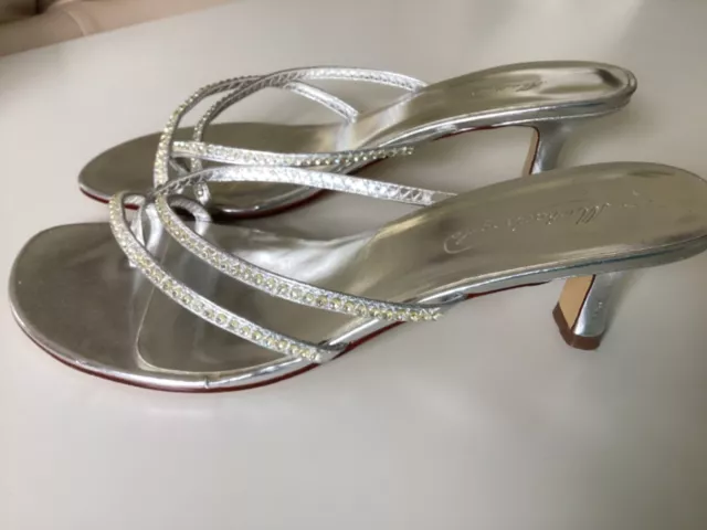 Silver Kitten Heel Strappy Dressy Sandals Rhinestone Toe Hold 9M Michaelangelo